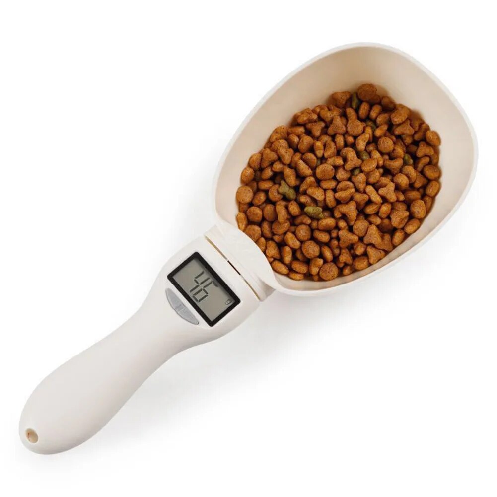 digital-pet-food-scoop-weighs-while-you-serve